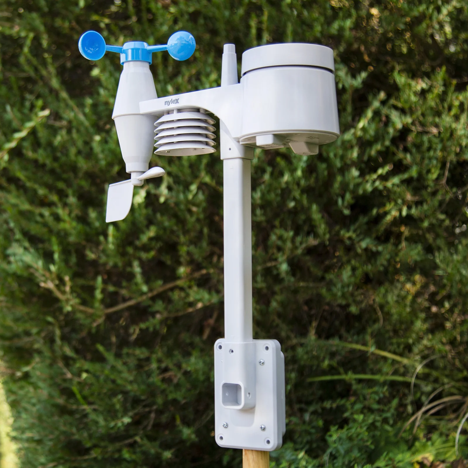 Harnessing Nature’s Data: Optimising Your Garden with a Weather Station