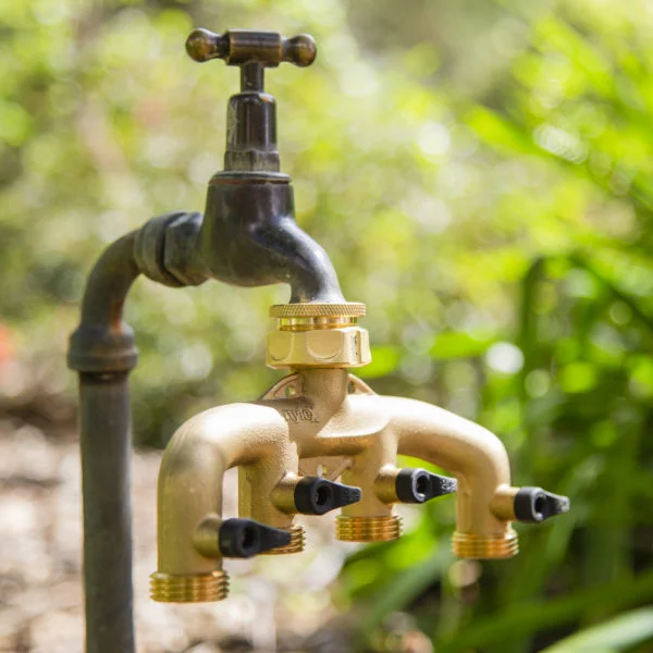 Brass Four Way Manifold - Image 3