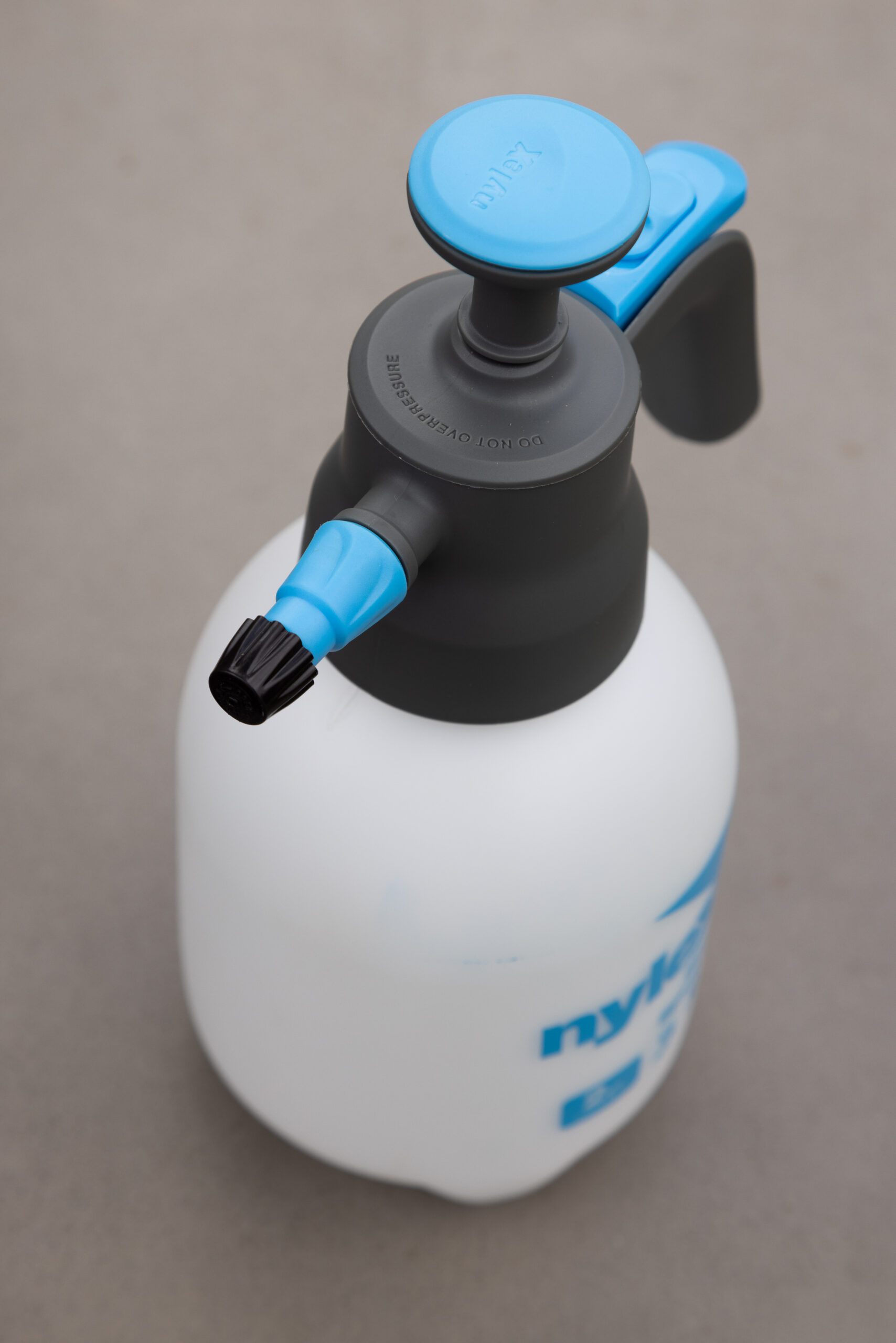 Nylex 2L Heavy Duty Hand Sprayer - Nylex